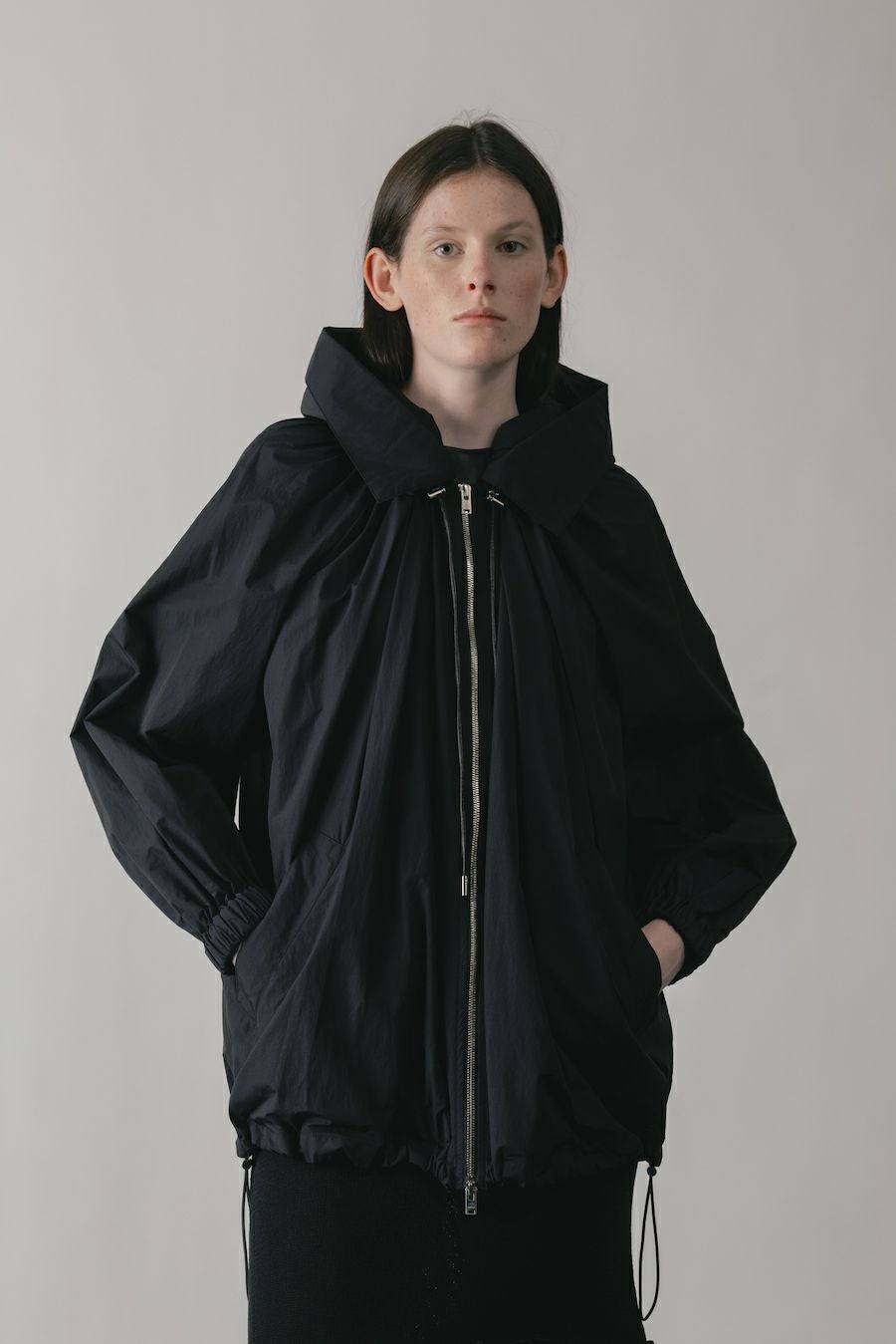 ねこのきもち【未使用】HAUNT SHORT BLOUSON ブラック NYLON SHORT BLOUSON – Shinzone