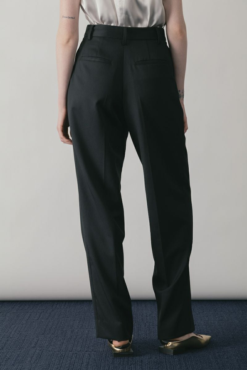 TUCK WIDE PANTS[ブラック] | CINOH