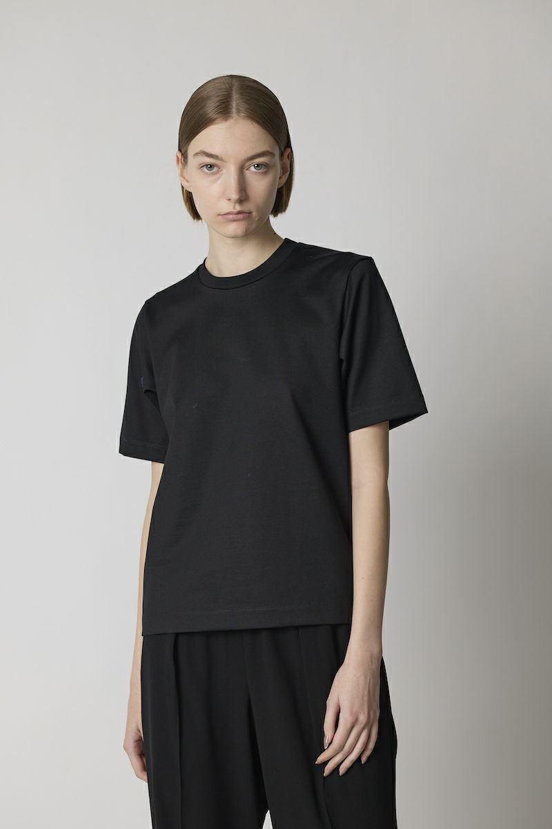 REFINA/COMPACT T-SHIRT | CINOH