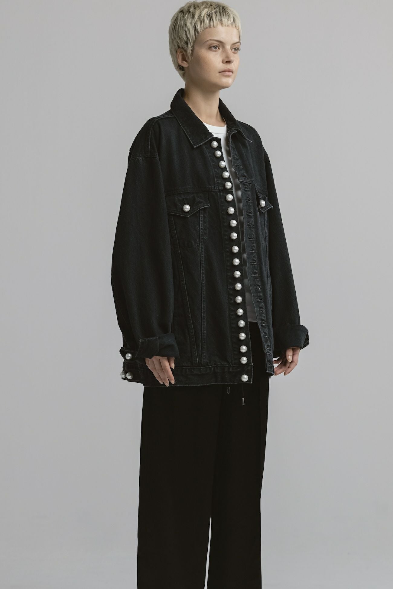【新品未使用タグ付き】CINOH　JACKET DRESS BLACK PEARL DENIM JACKET | CINOH